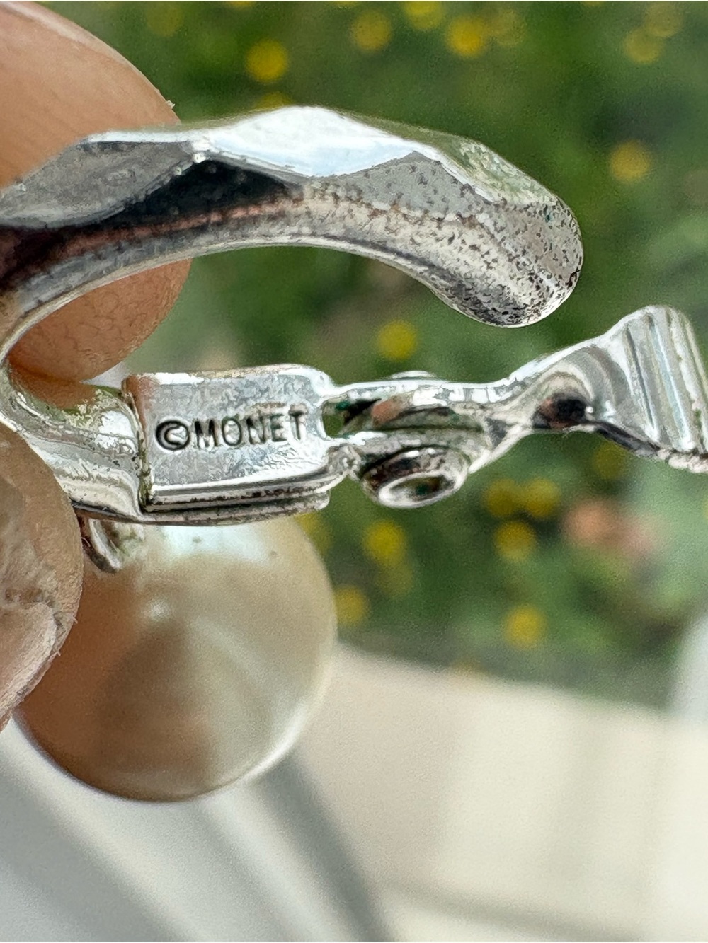 Vintage Money Pearl Drop Silver Hoop Earrings - Picture 3 of 3